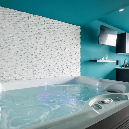 Appartement Superbe Maison De Avec Billard Et Jacuzzi *